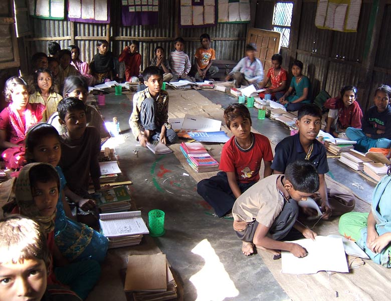 Schulklasse in Narayanganj.